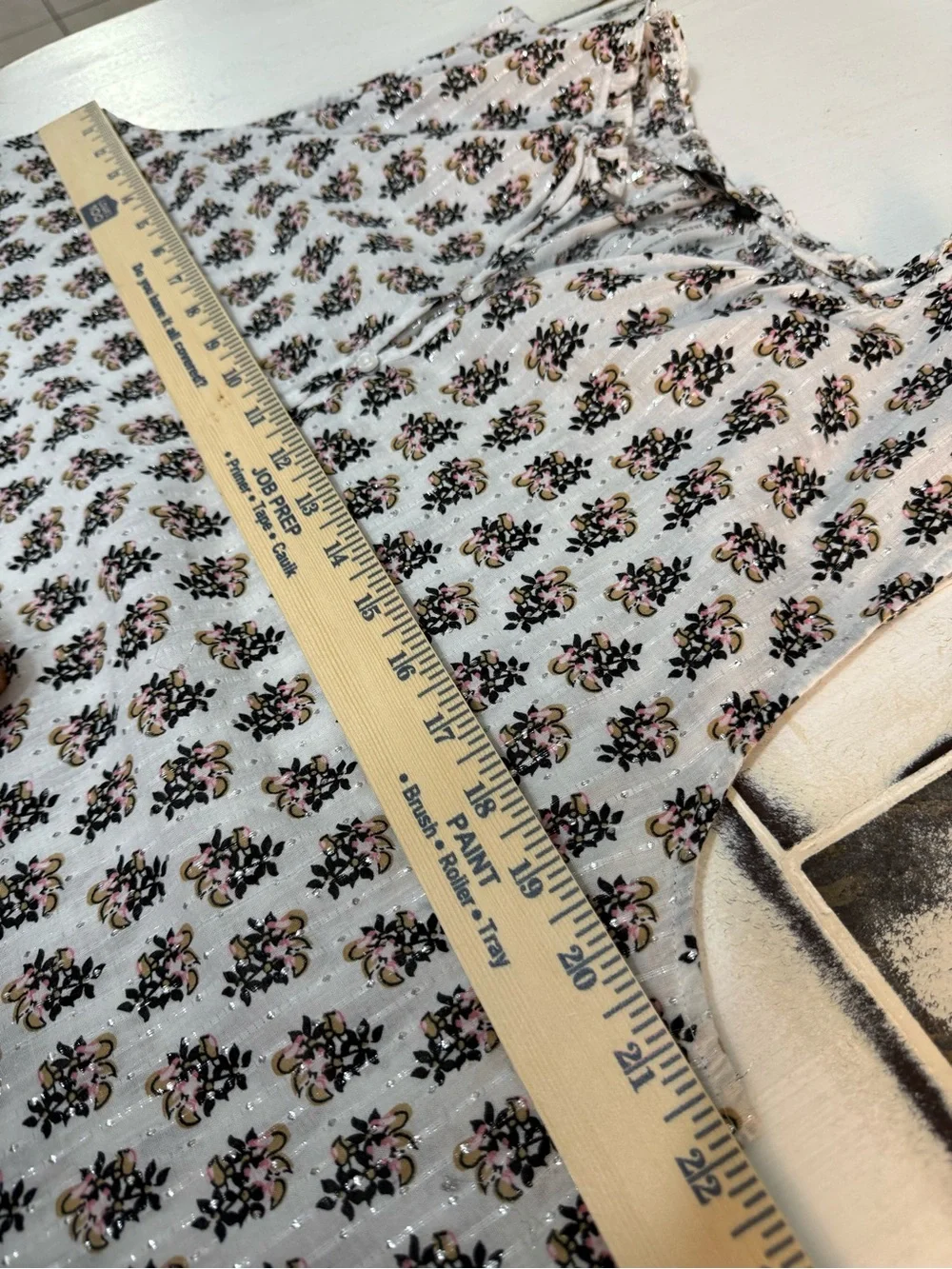 Talbots XL floral metallic-thread sleeveless blouse, Size XL - Picture 11 of 12